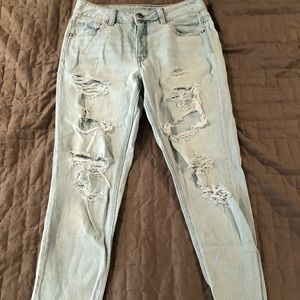 American eagle tomgirl jeans